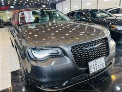 کرایسلەر 300
